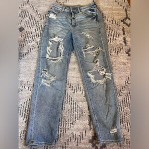 American Eagle Mom Jeans.